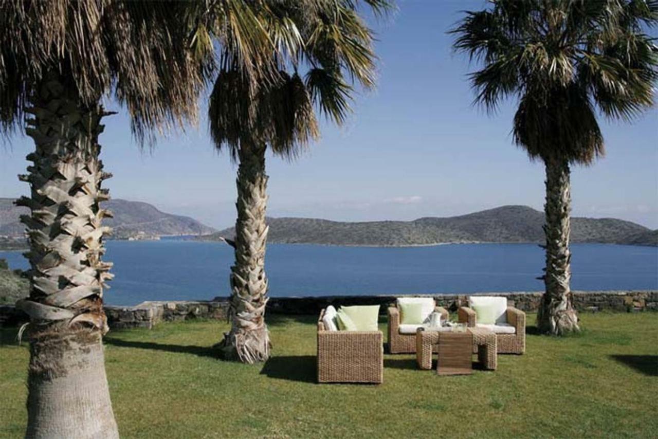 Villa Atlantis Элунда Экстерьер фото
