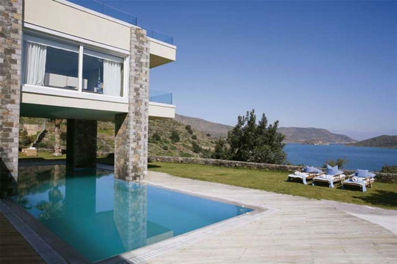 Villa Atlantis Элунда Экстерьер фото