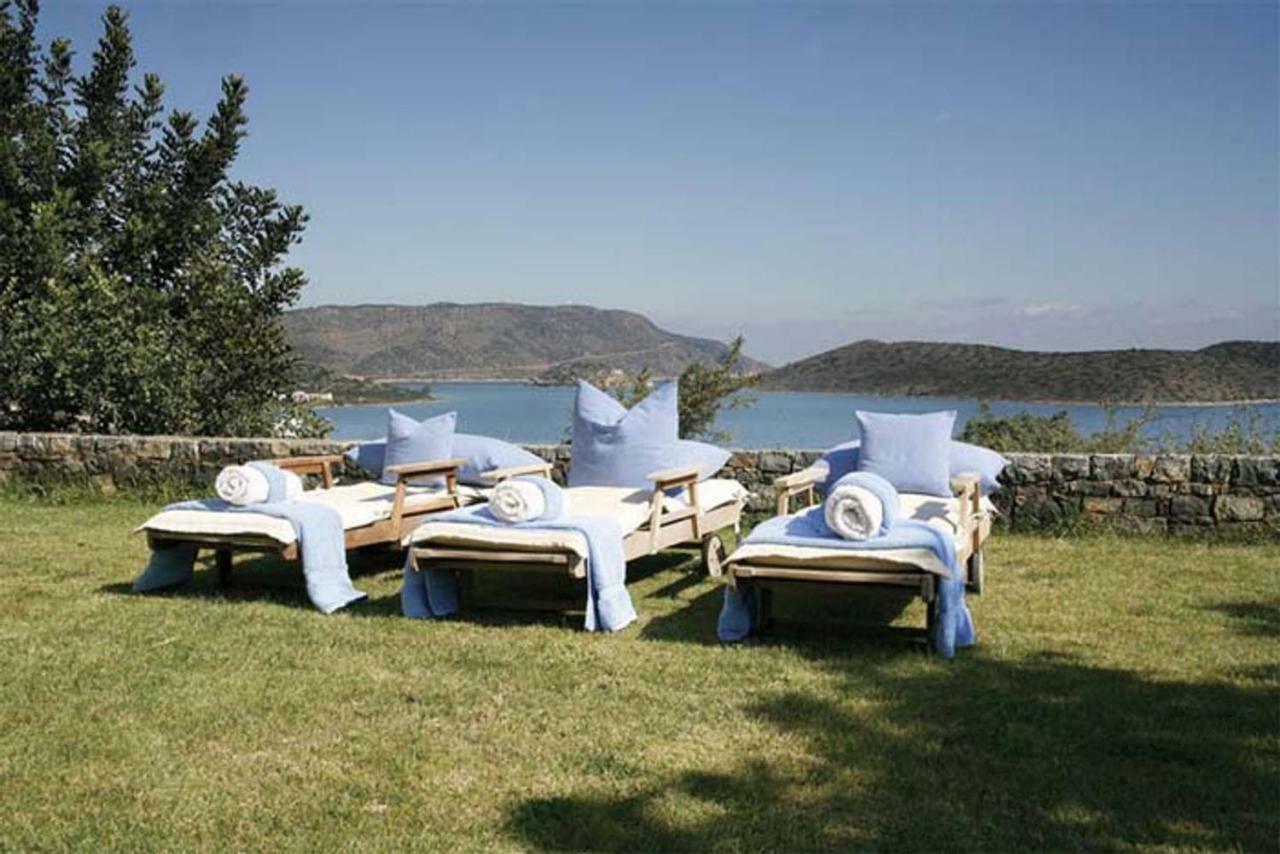 Villa Atlantis Элунда Экстерьер фото